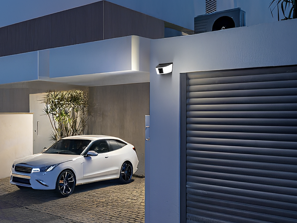 ieGeek Solar Wall Light Camera S4 image 1